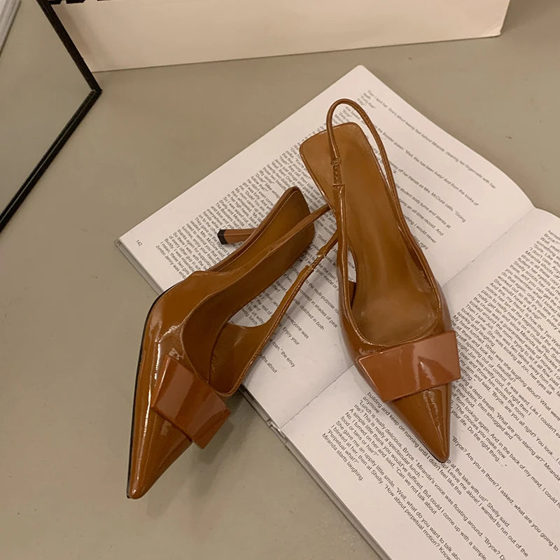 Fraga Finds | Tacones Elegantes con Correa